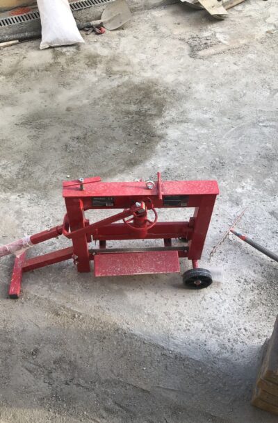 GHILOTINA PENTRU PAVELE